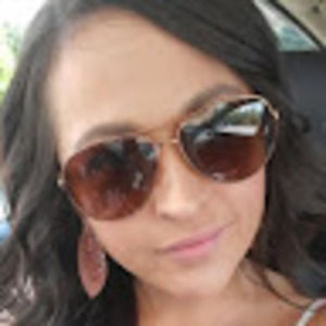 Meet your Posher, Briana